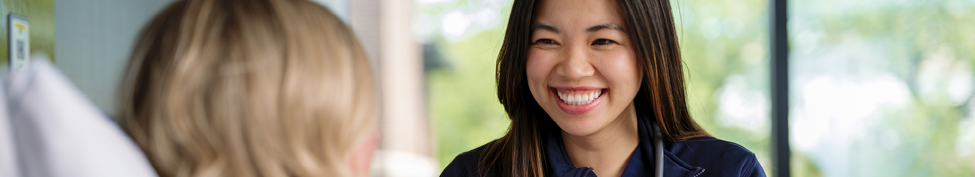 MCHS_CareersNursing1_Hero_1920x350