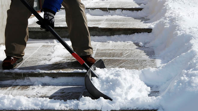 To shovel store